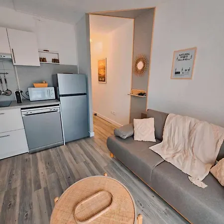 Cosy Avec Jardin A Proximite De La アパート *